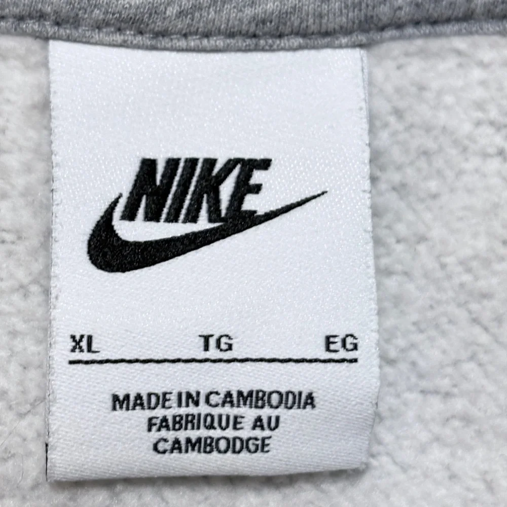 Nike raiders swim